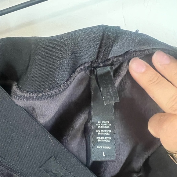 SKIMS Velour Black Onyx Brief Biker Shorts - Picture 5 of 6